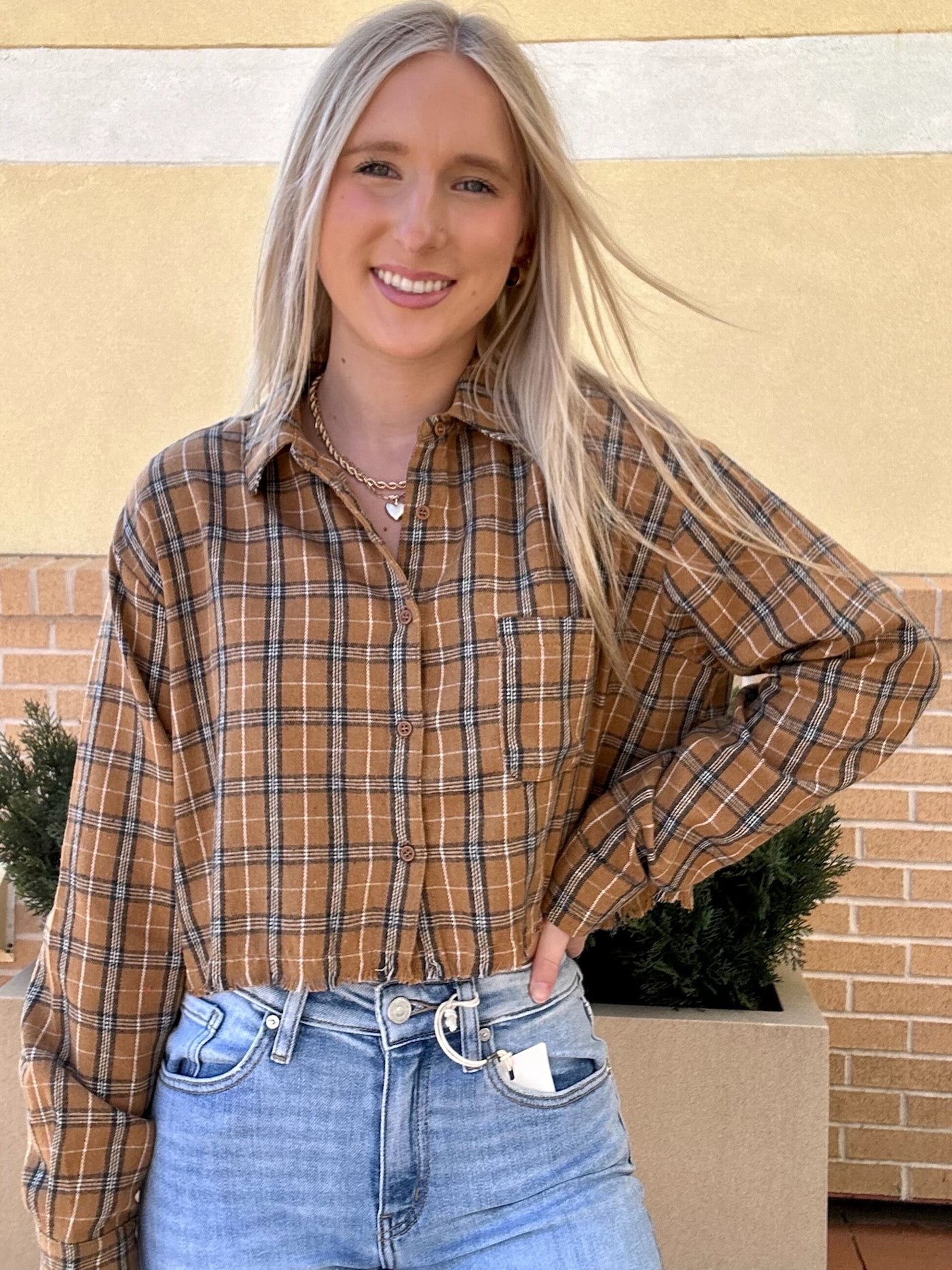 FRONT VIEW OF AVA IN TOP