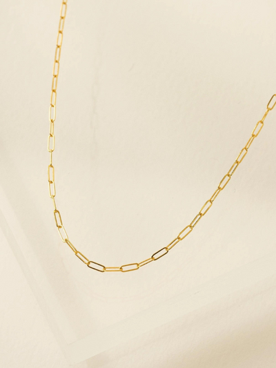 GOLD PAPERCLIP NECKLACE