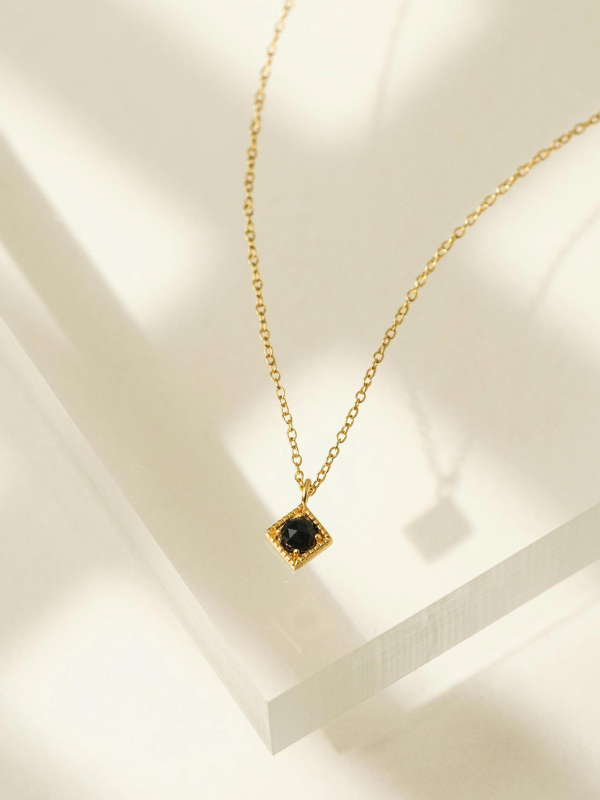 SQUARE GOLD ONYX CHARM NECKLACE