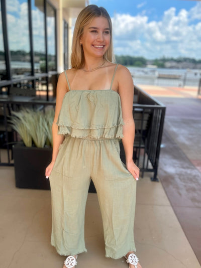 JENNA LOOKING RIGHT IN ROMPER