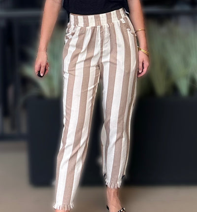 FRONT VIEW OF PANTS