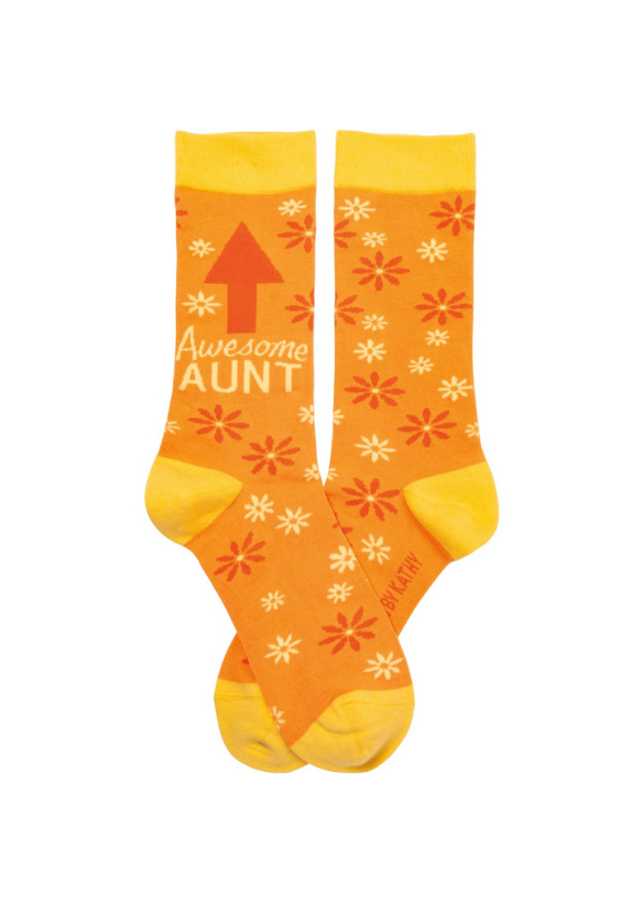 SOCKS - AWESOME AUNT