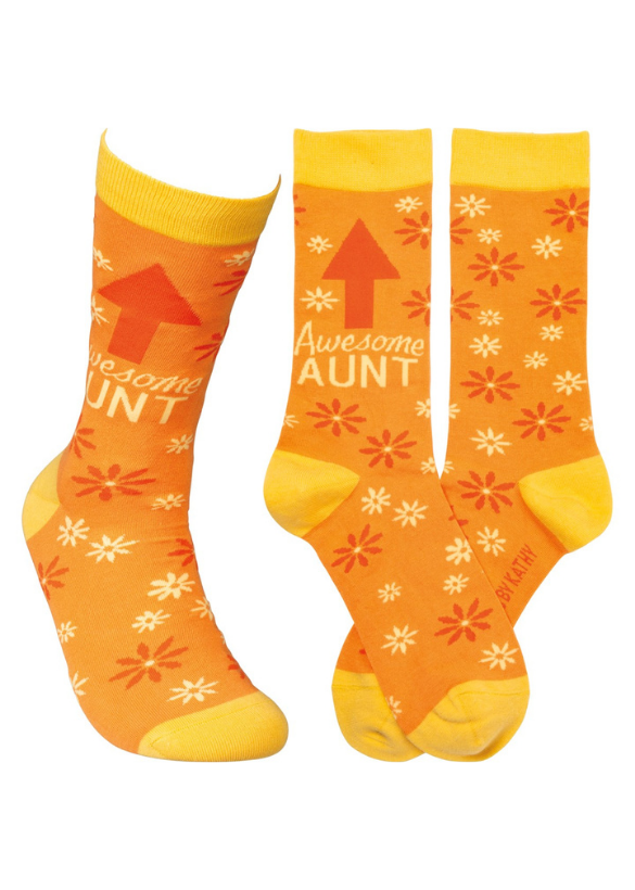 SOCKS - AWESOME AUNT