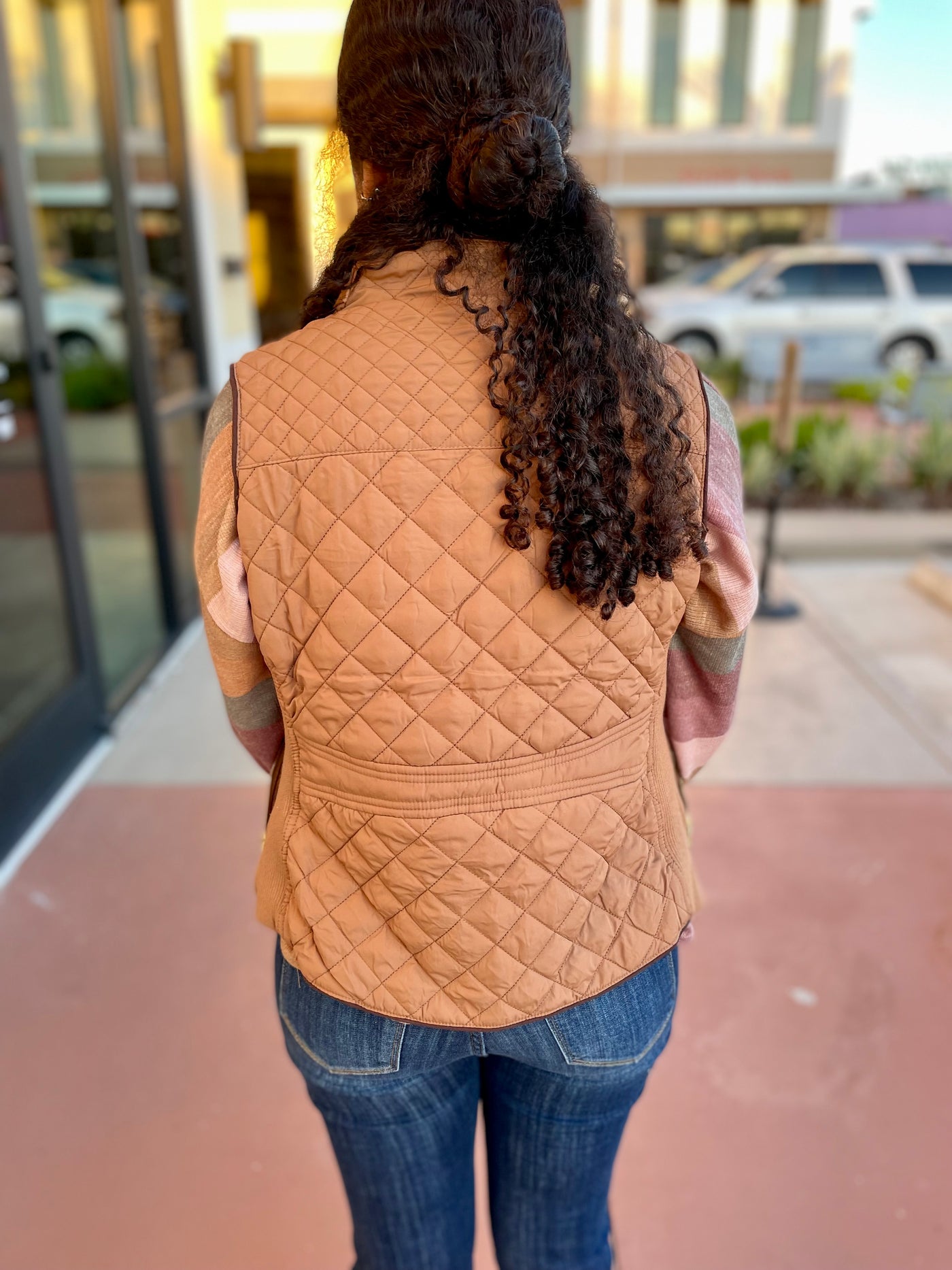 HAIDEE QUILTED VEST - CAMEL